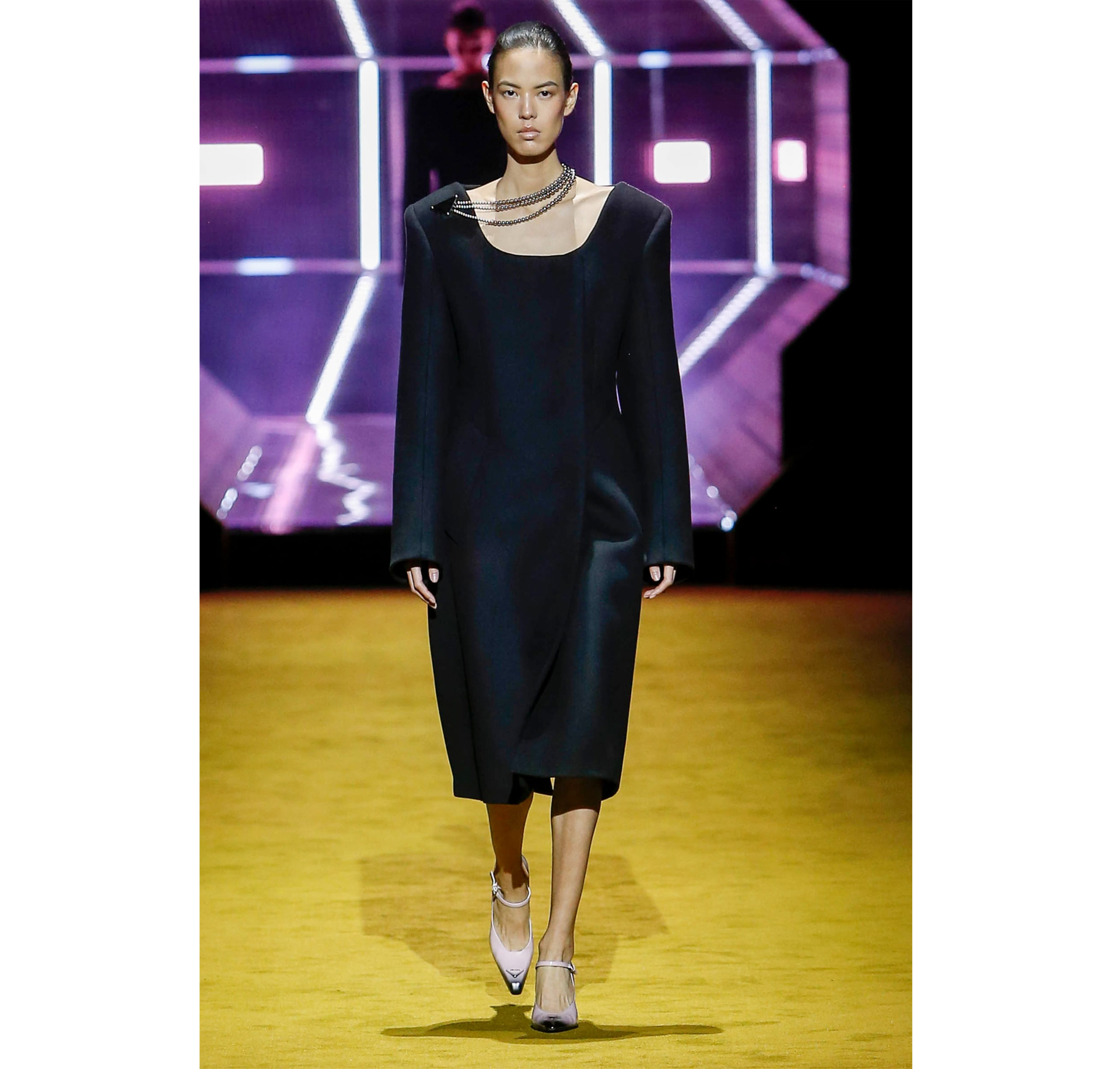 젠테스토어_Prada
