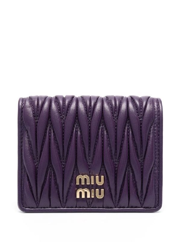 미우미우(MIU MIU) 마틀라쎄 레더 로고 플랩 반지갑 5MV2042FPP/N_MIU-F0030 | jentestore