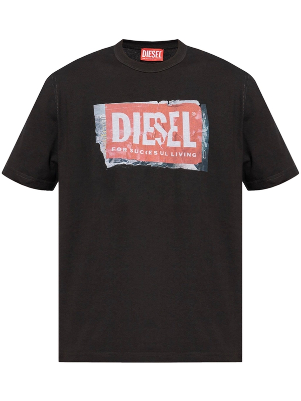 디젤(DIESEL) 로고 프린팅 코튼 반팔 티셔츠 A15379 0AKAK9XX | jentestore