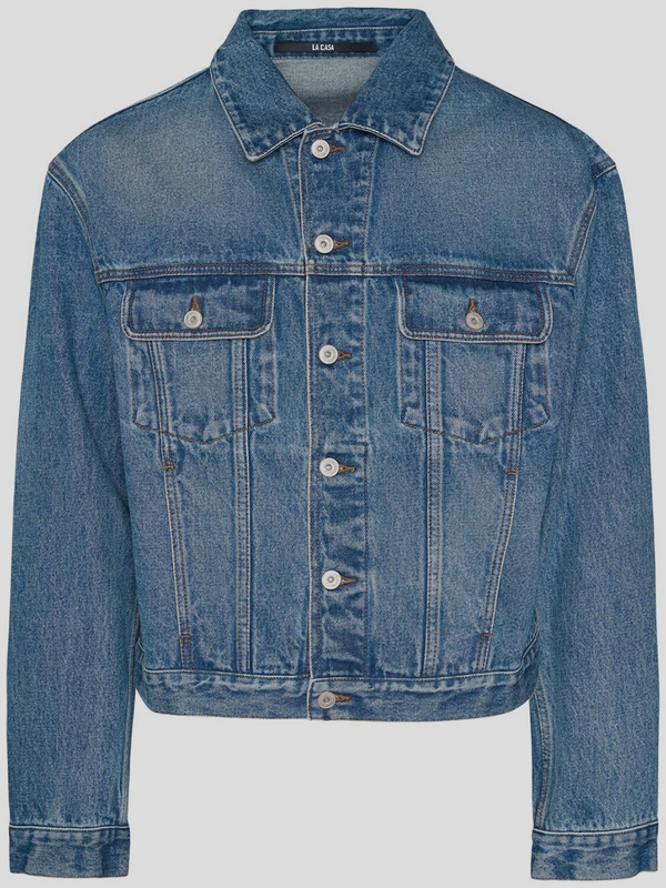 자크뮈스(JACQUEMUS) 백 로고 패치 코튼 데님 자켓 246DE027151333C | jentestore