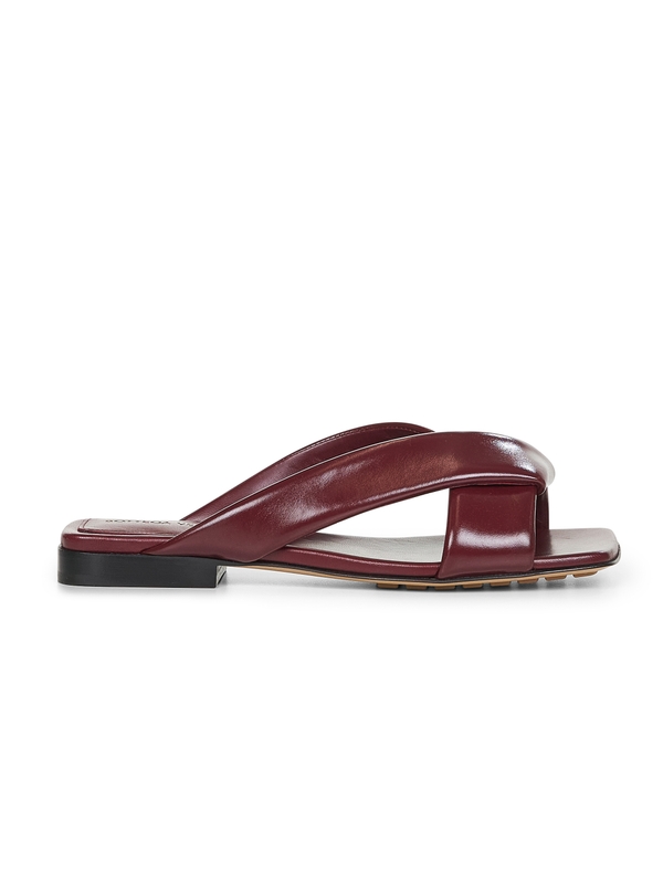 보테가 베네타(BOTTEGA VENETA) RIVA 레더 플랫 슬라이드 827569 V3H902240 | jentestore