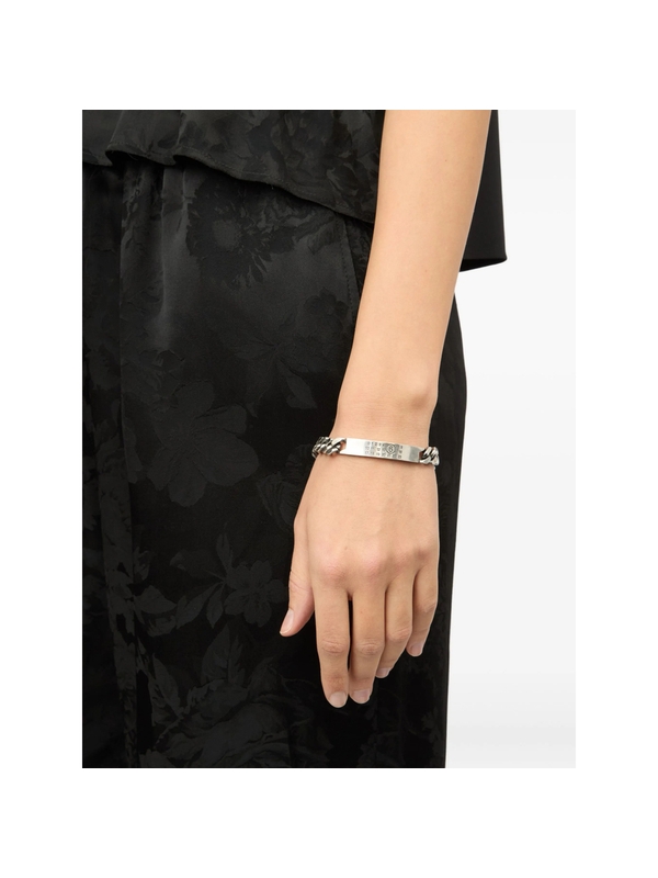 MM6｜ (SM7VG0057 SV0310 951) Maison Margiela MM6 RING Silver | BSTN Store