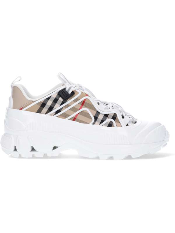 버버리(BURBERRY) 빈티지체크 아서 청키솔 스니커즈 8037254 A7026 | jentestore