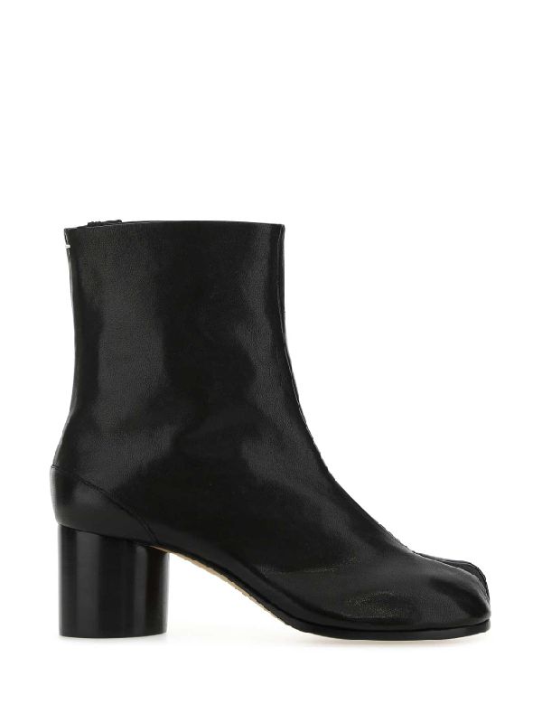 메종 마르지엘라(Maison Margiela) 블랙 카프스킨 타비 앵클 부츠 S58WU0246P3753 T8013 | jentestore